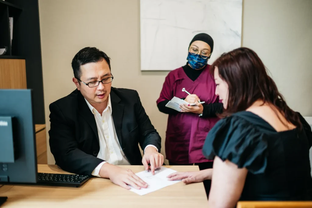 Knee Pain Consultation & X-ray